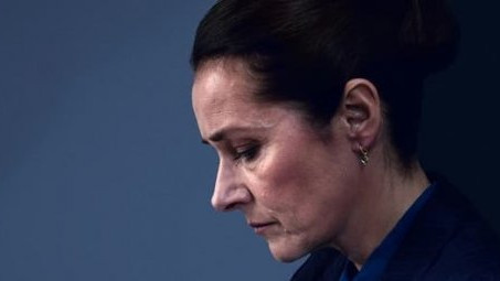 50+ Minuten backdrop