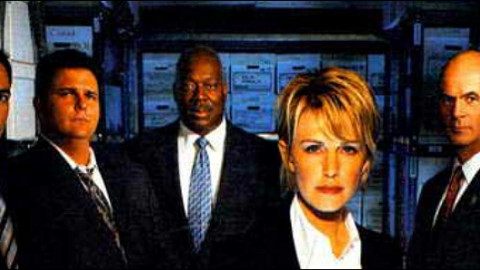 Serien backdrop