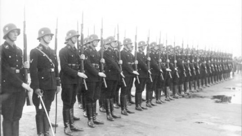 Doku - NS / 2 WW backdrop