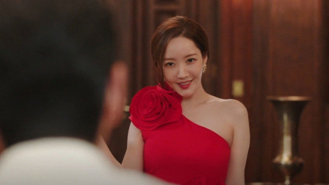 Divers/Hammer backdrop