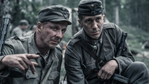 "Mini"Serien backdrop